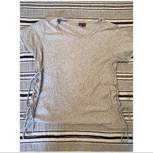 Vince Camuto T-Shirt